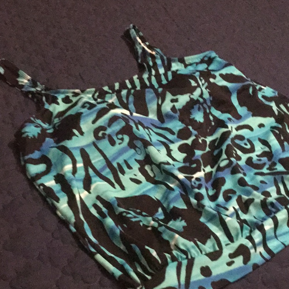 Swimsuit Top - Picture 7 of 7